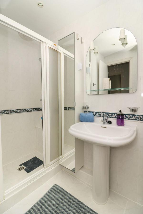 Family Apartment Walking Distance To The Sea And All Amenities Sitio de Calahonda Zewnętrze zdjęcie